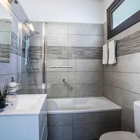 Villa Chris Le Mare Luxury *